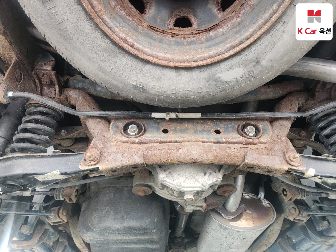 KG Mobility Rexton - 51