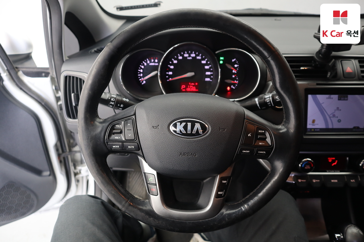 Kia Pride - 10