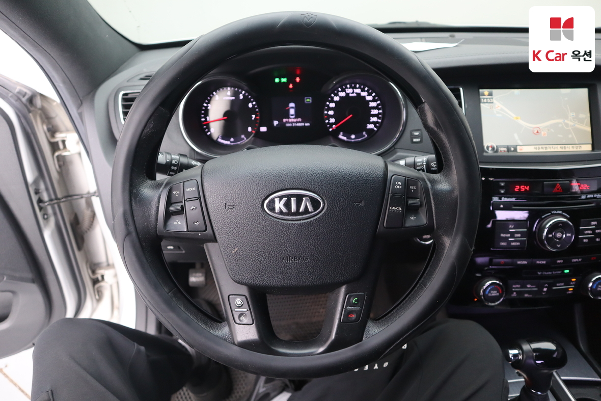 Kia K7 - 10