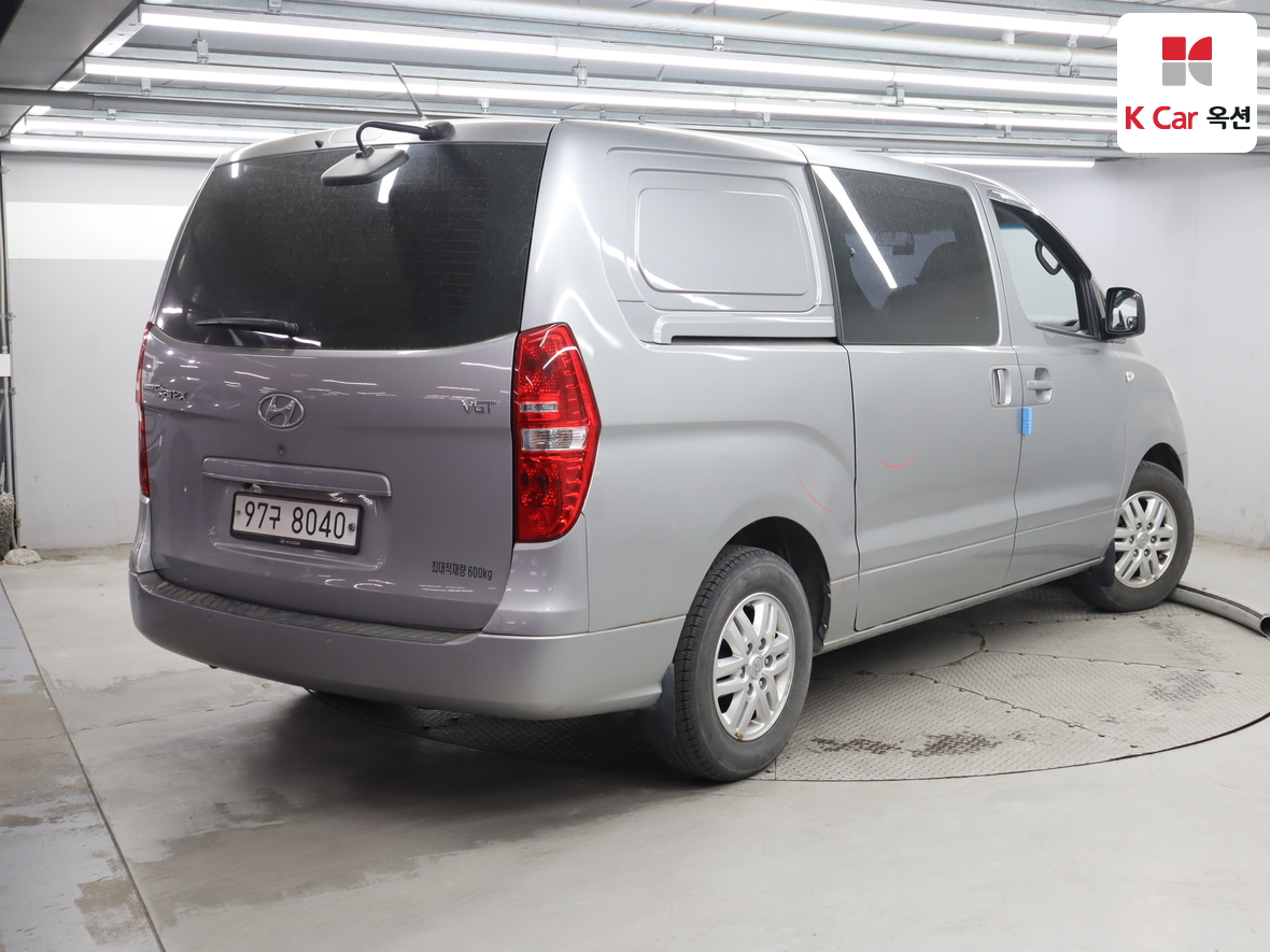 Hyundai Grand Starex - 2