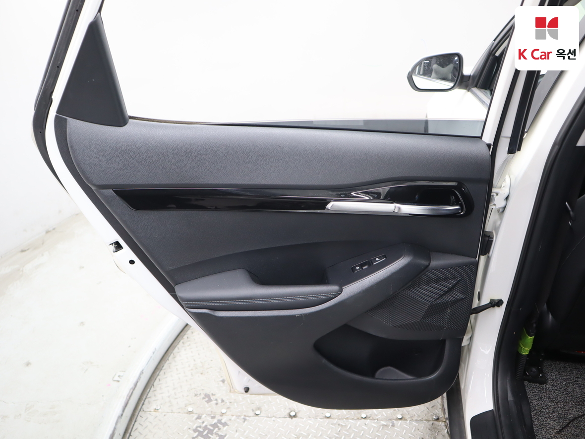 Kia Seltos 2023 - Image 23