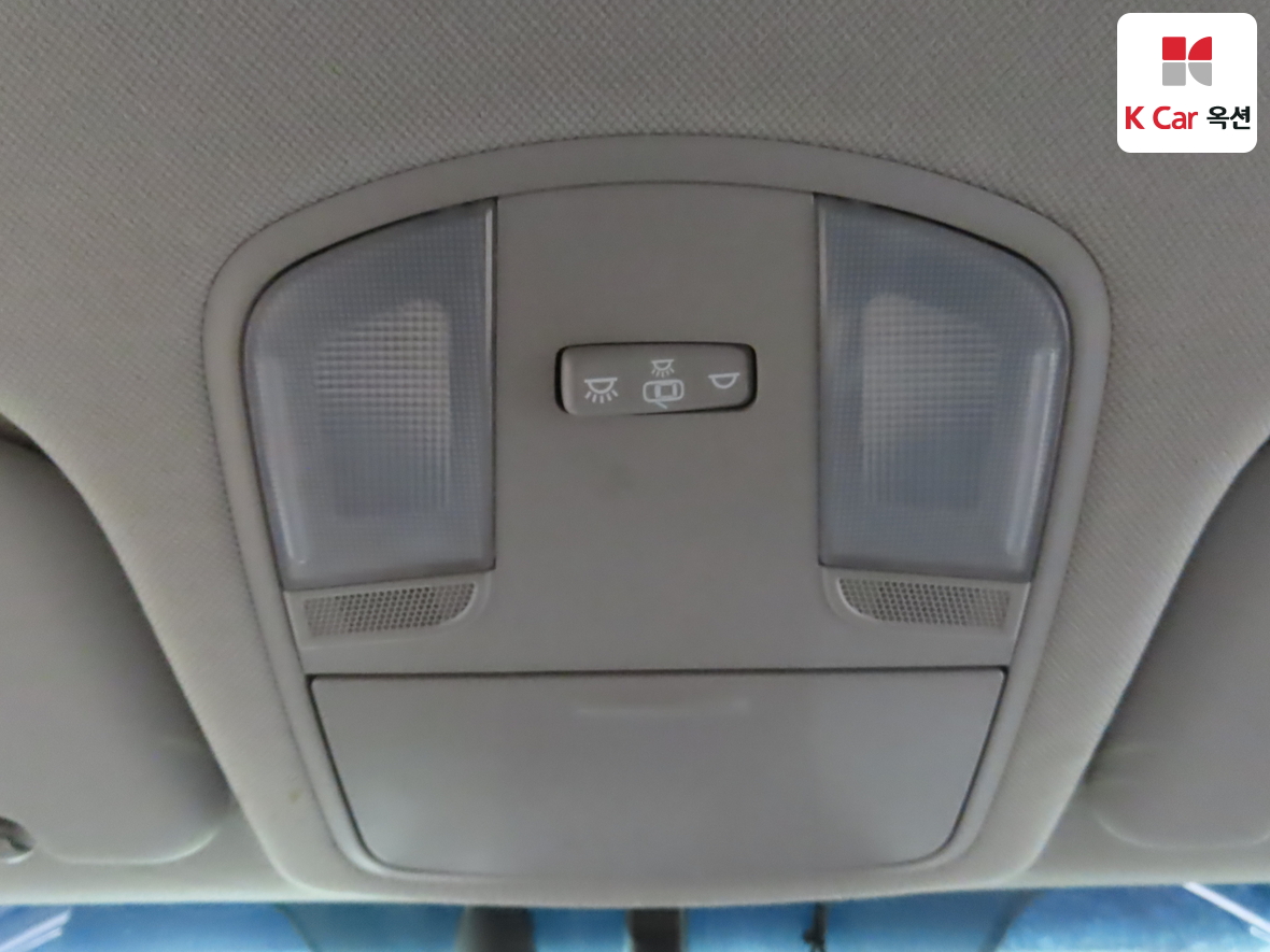 Hyundai Elantra 2017 - Image 12