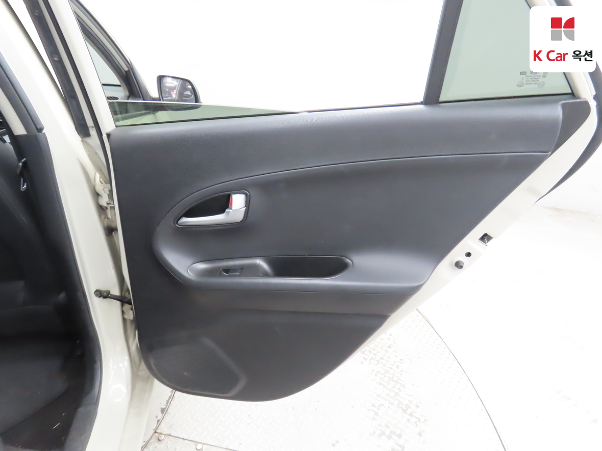 Kia Morning 2016 - Image 28