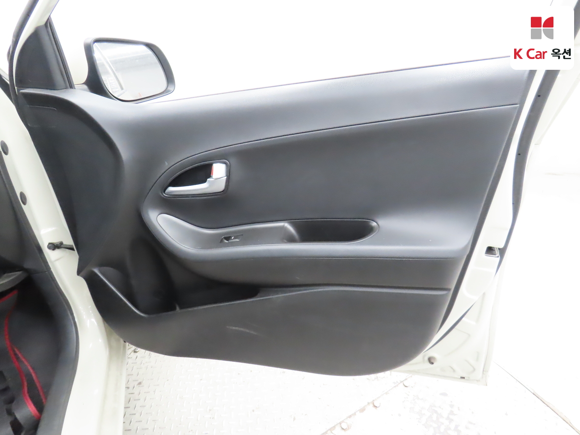 Kia Morning 2016 - Image 30