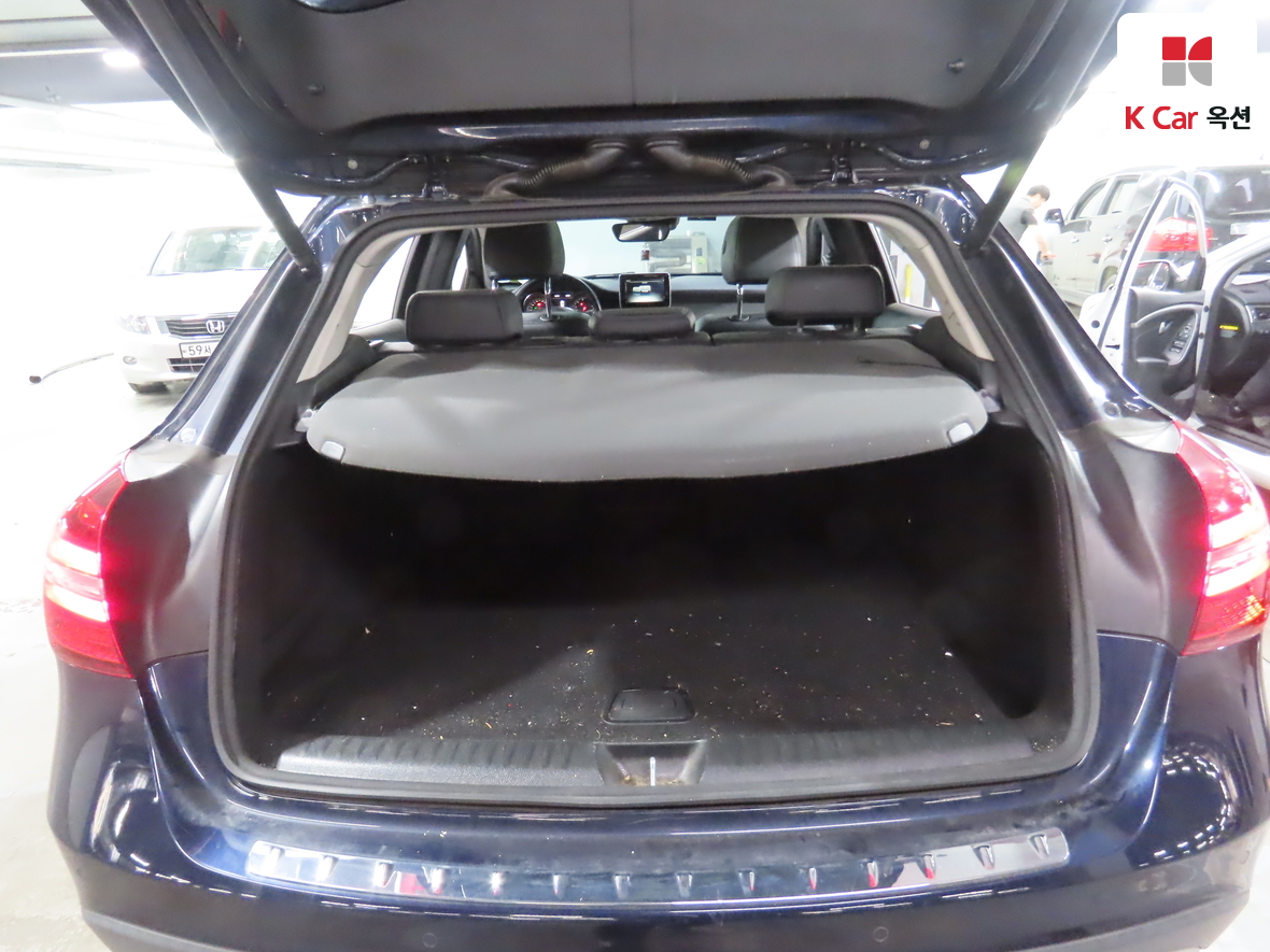 Mercedes-Benz GLA-Class - 29
