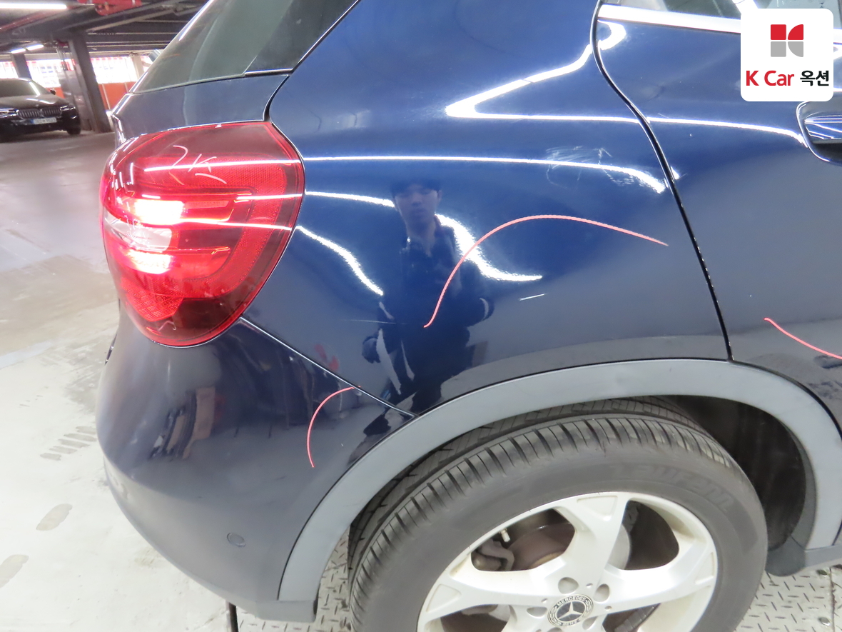 Mercedes-Benz GLA-Class - 46