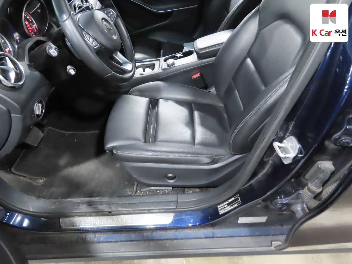 Mercedes-Benz GLA-Class - 20