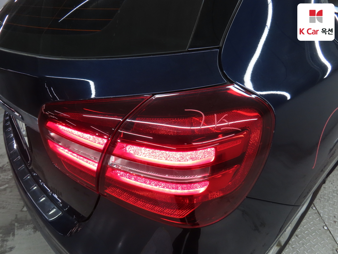 Mercedes-Benz GLA-Class - 45