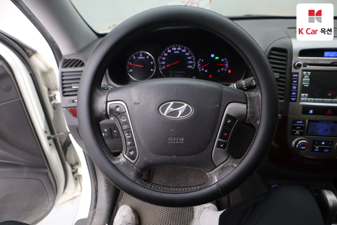 Hyundai Santa Fe - 10