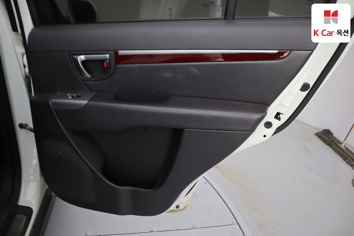 Hyundai Santa Fe - 30