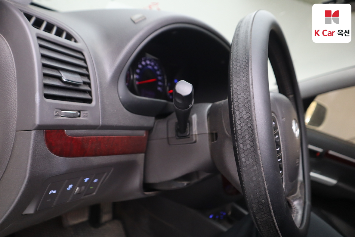Hyundai Santa Fe - 9