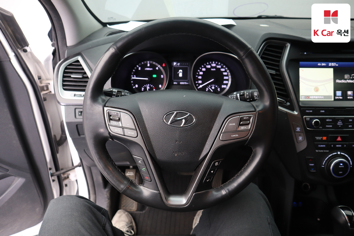 Hyundai Santa Fe - 10