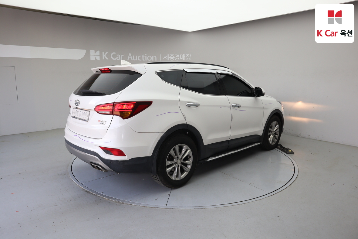 Hyundai Santa Fe - 2