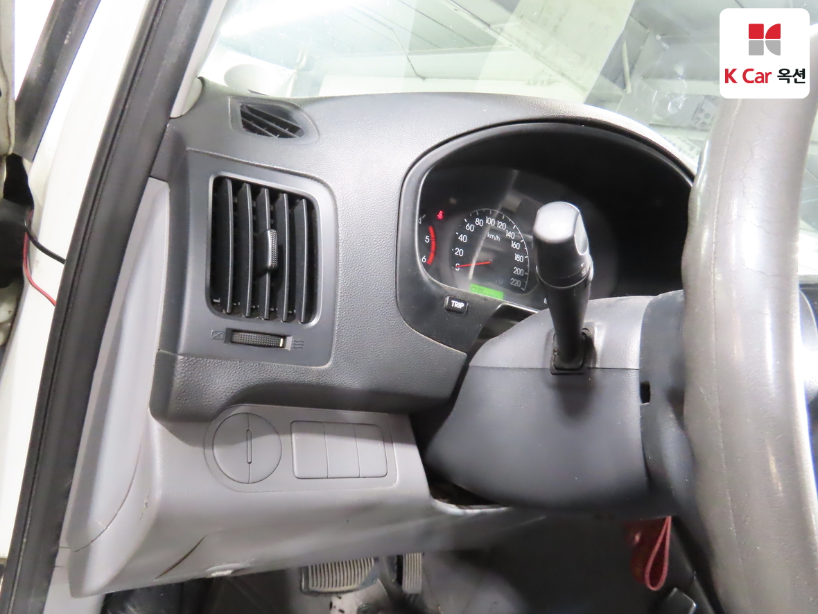 Hyundai Grand Starex - 9