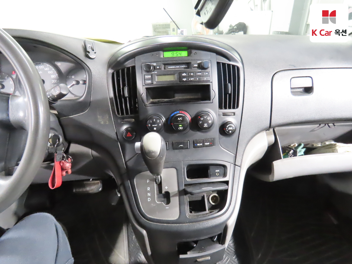 Hyundai Grand Starex - 6