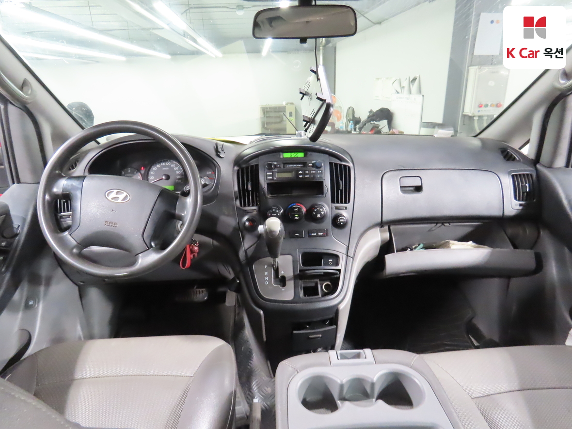 Hyundai Grand Starex - 3