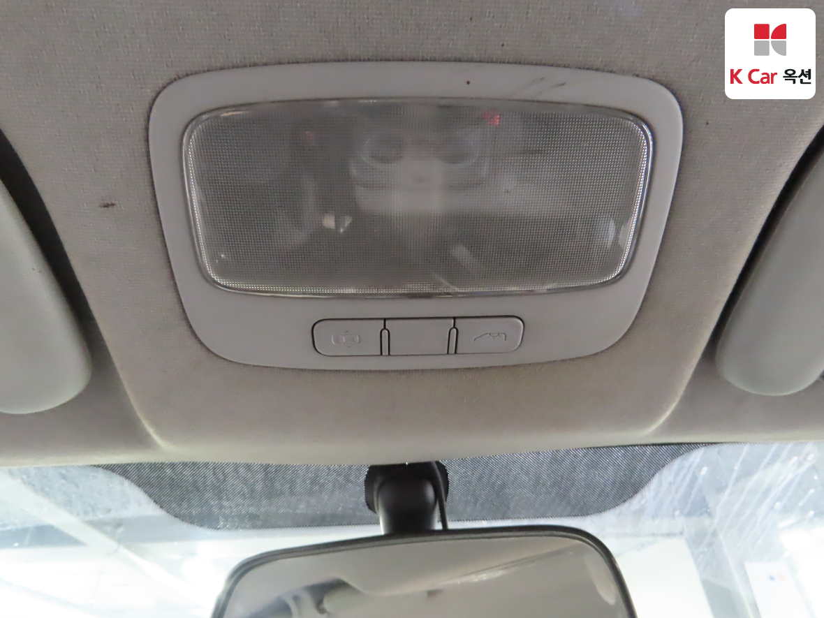 Hyundai Grand Starex - 12