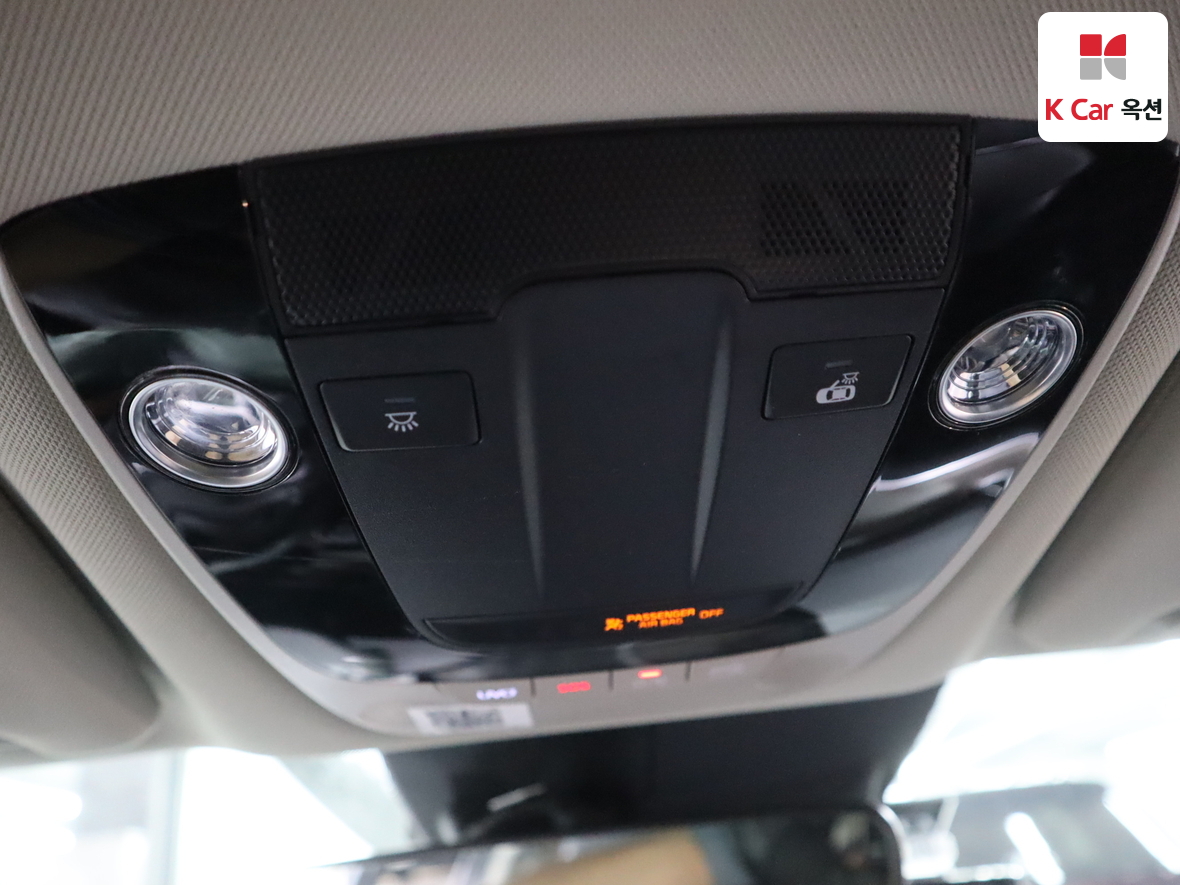 Kia K5 - 12