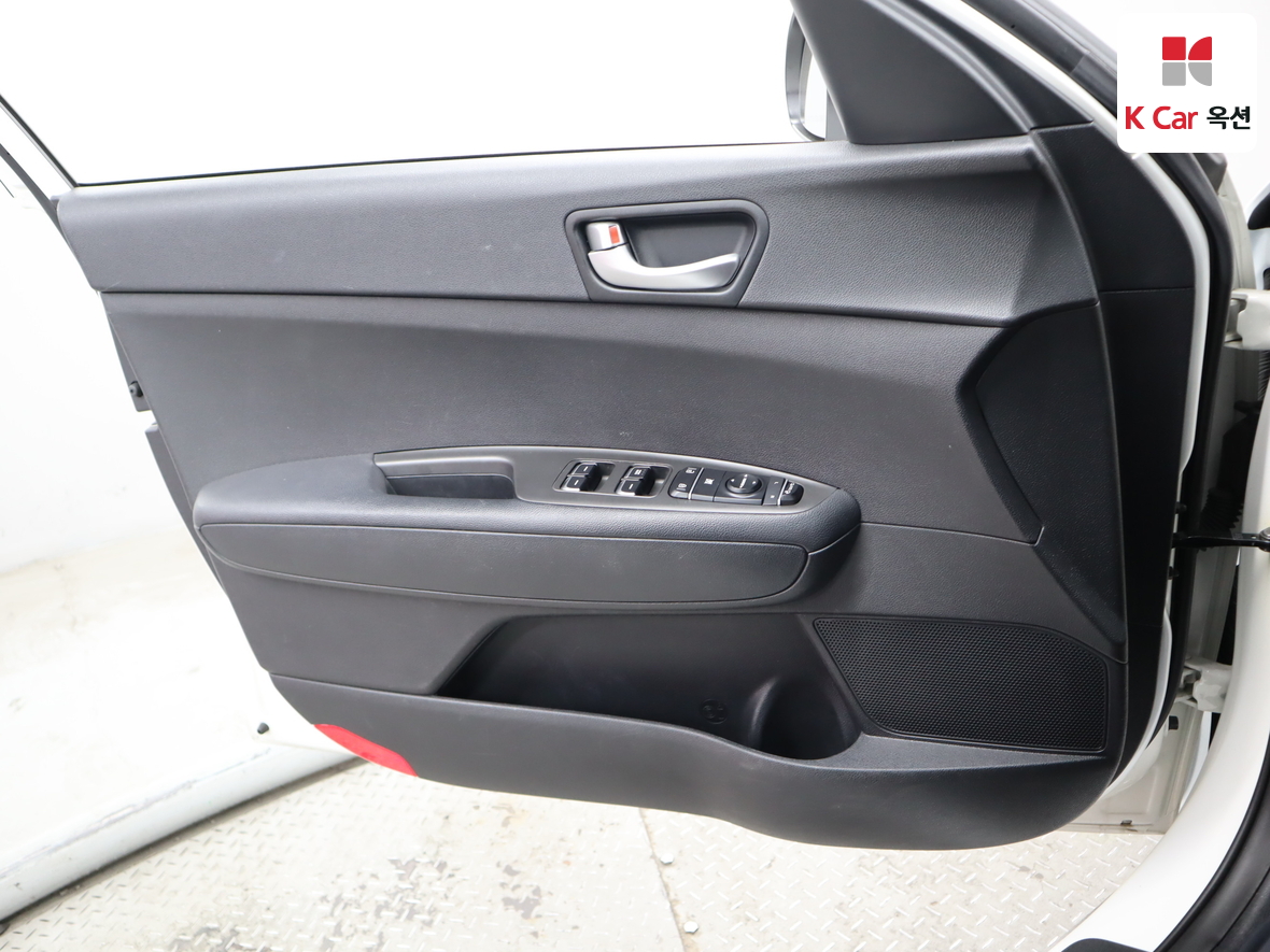 كيا K5 2018 - صورة 8