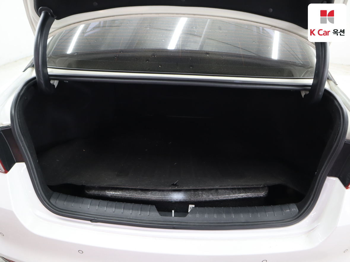 كيا K5 2018 - صورة 25