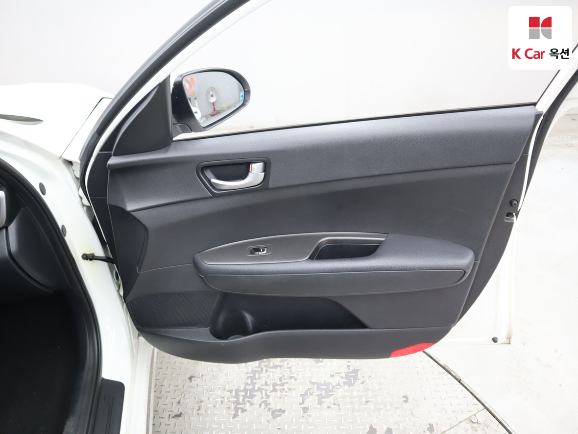 كيا K5 2018 - صورة 28