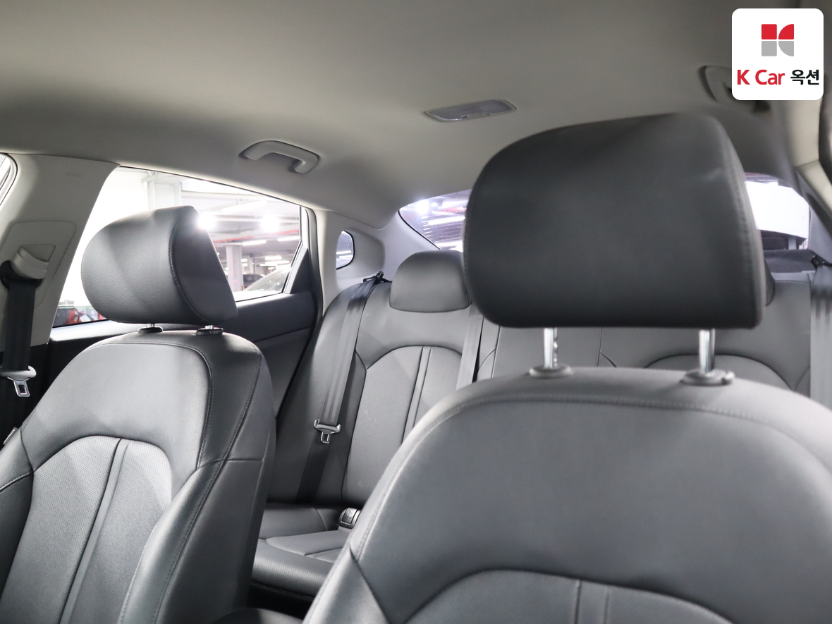 كيا K5 2018 - صورة 19