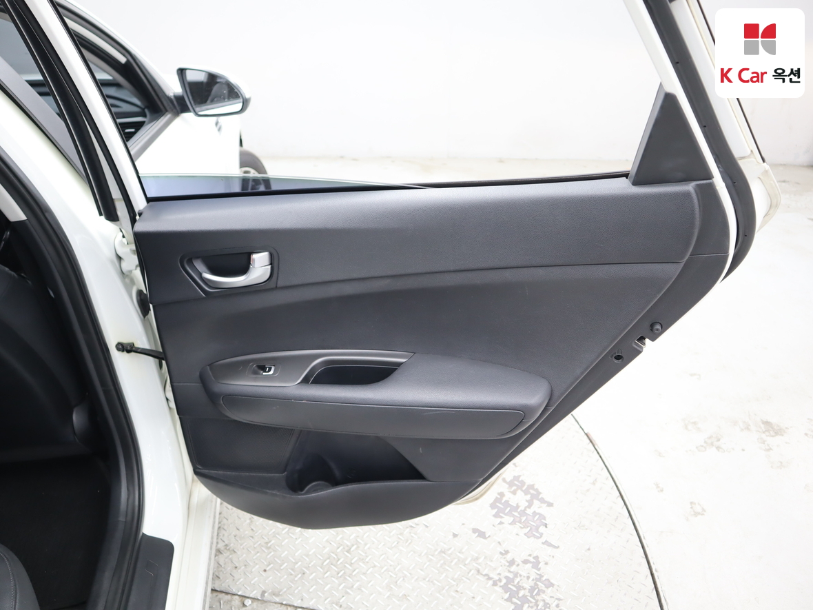 كيا K5 2018 - صورة 26