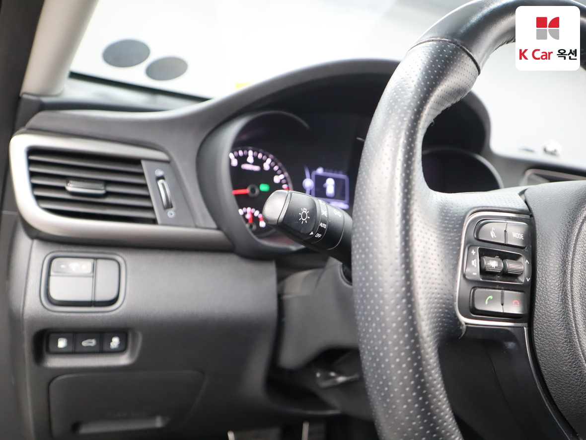 كيا K5 2018 - صورة 9