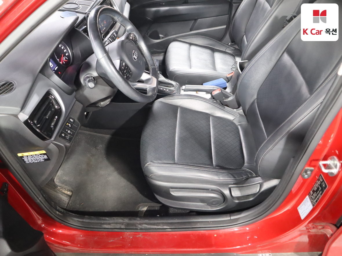 كيا ستونيك 2019 - صورة 18