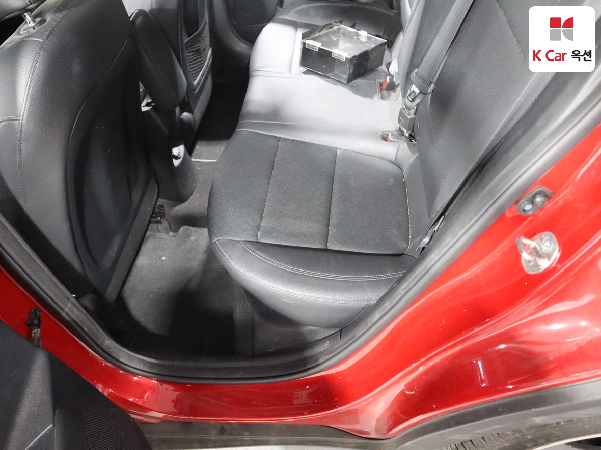 كيا ستونيك 2019 - صورة 23