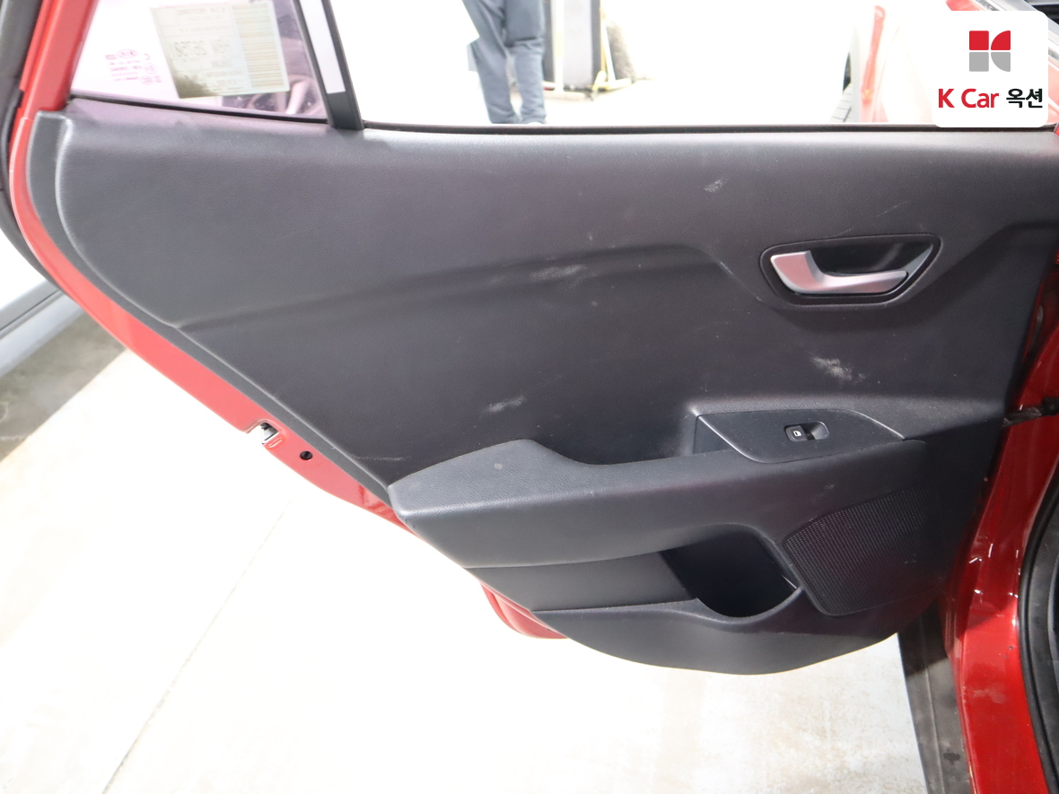 كيا ستونيك 2019 - صورة 22