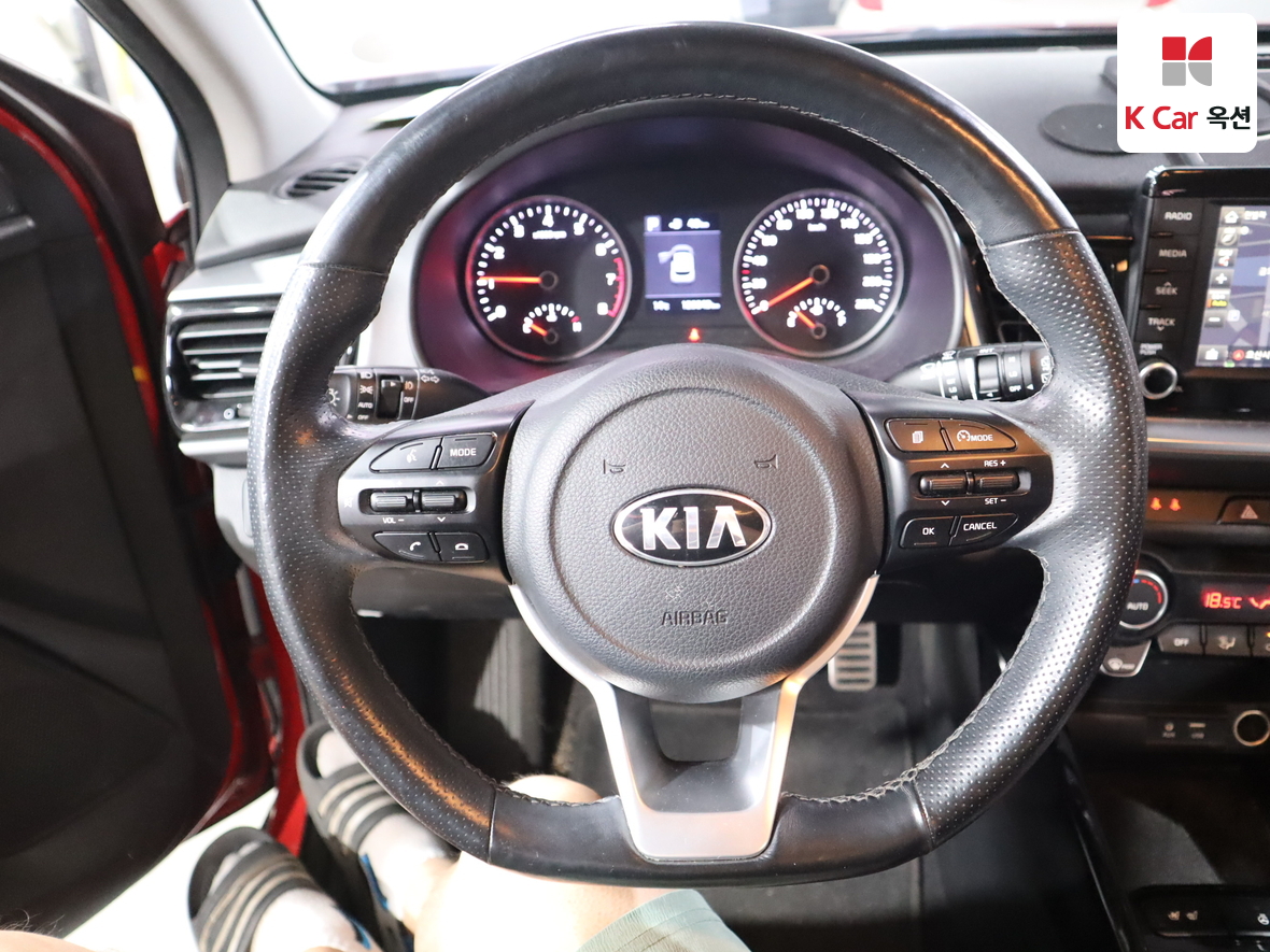 كيا ستونيك 2019 - صورة 10