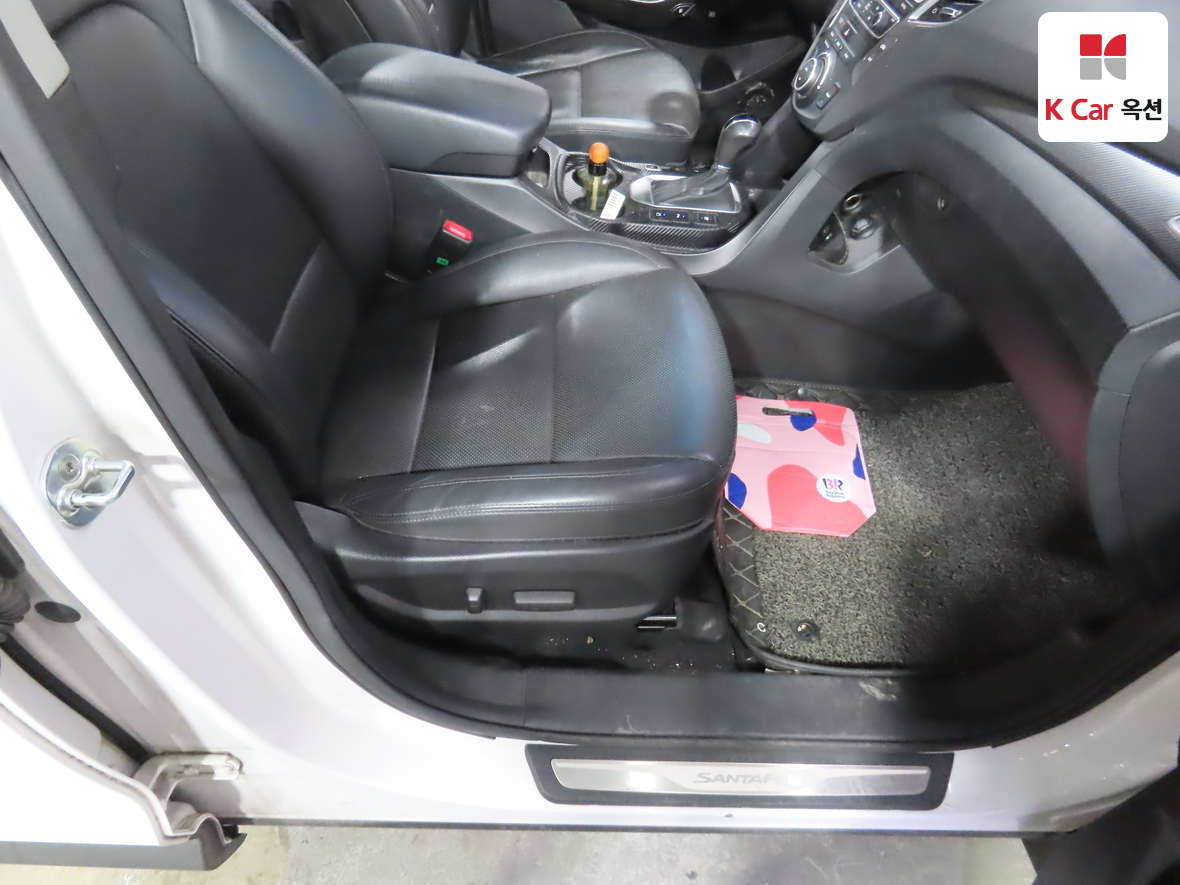 Hyundai Santa Fe 2016 - Image 32