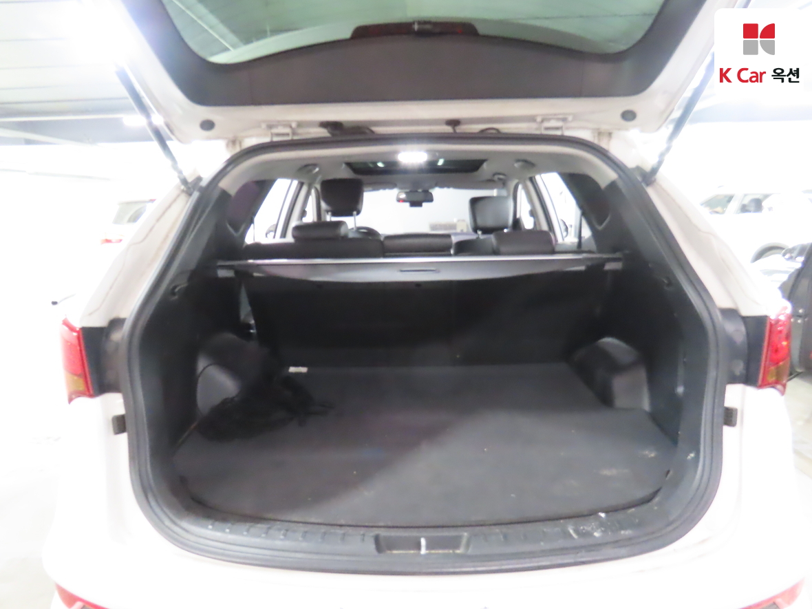 Hyundai Santa Fe 2016 - Image 27