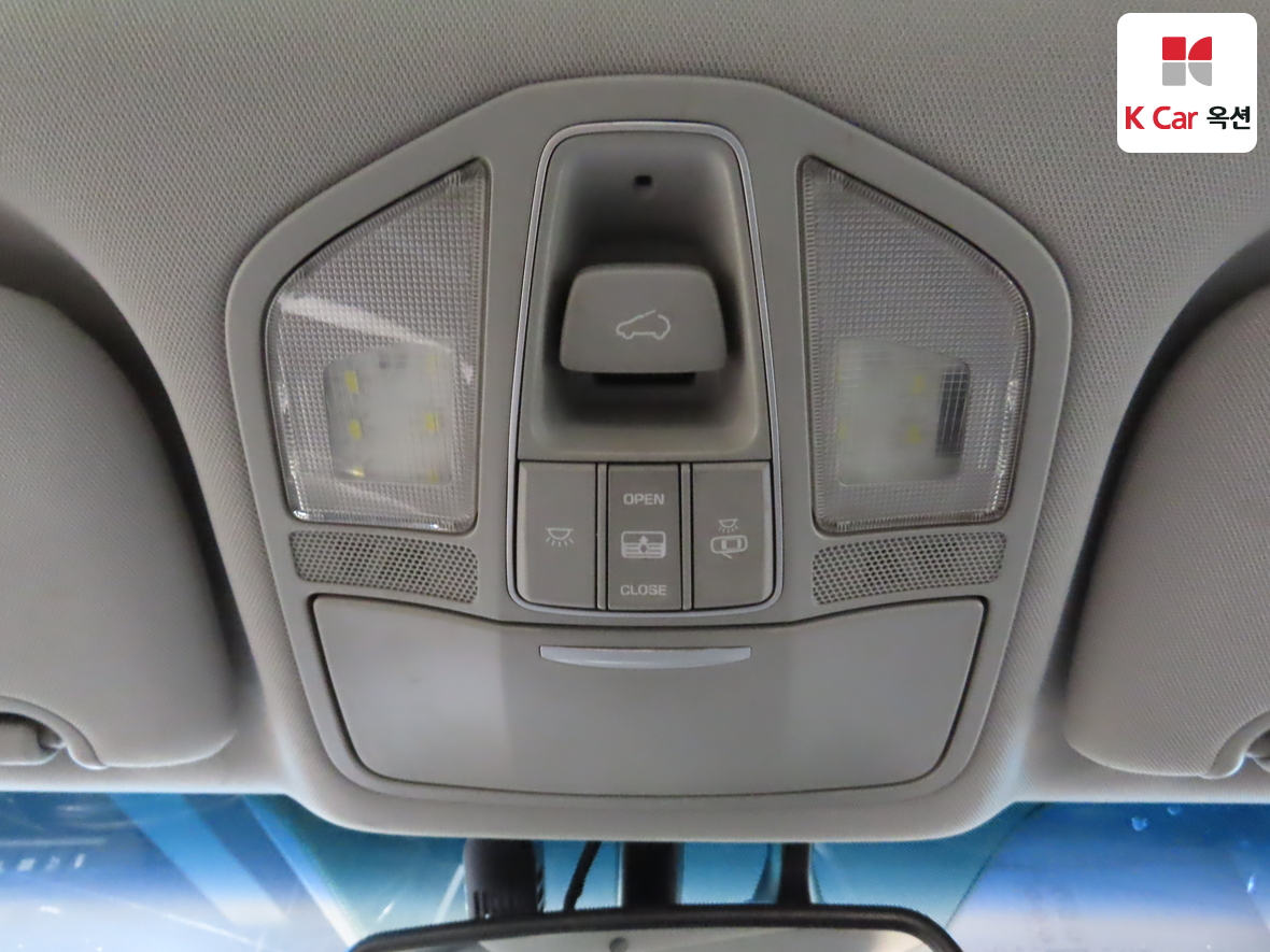 Hyundai Santa Fe 2016 - Image 12