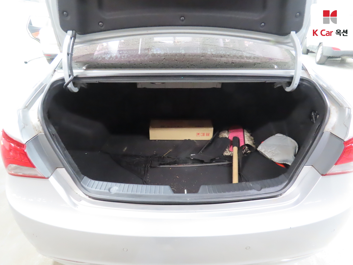 Hyundai Sonata 2014 - Image 25