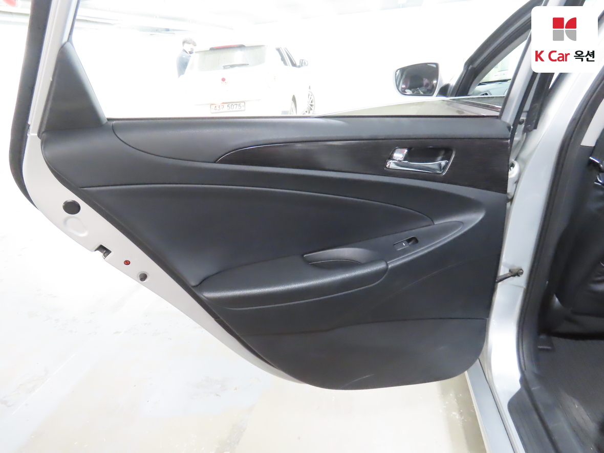 Hyundai Sonata 2014 - Image 22