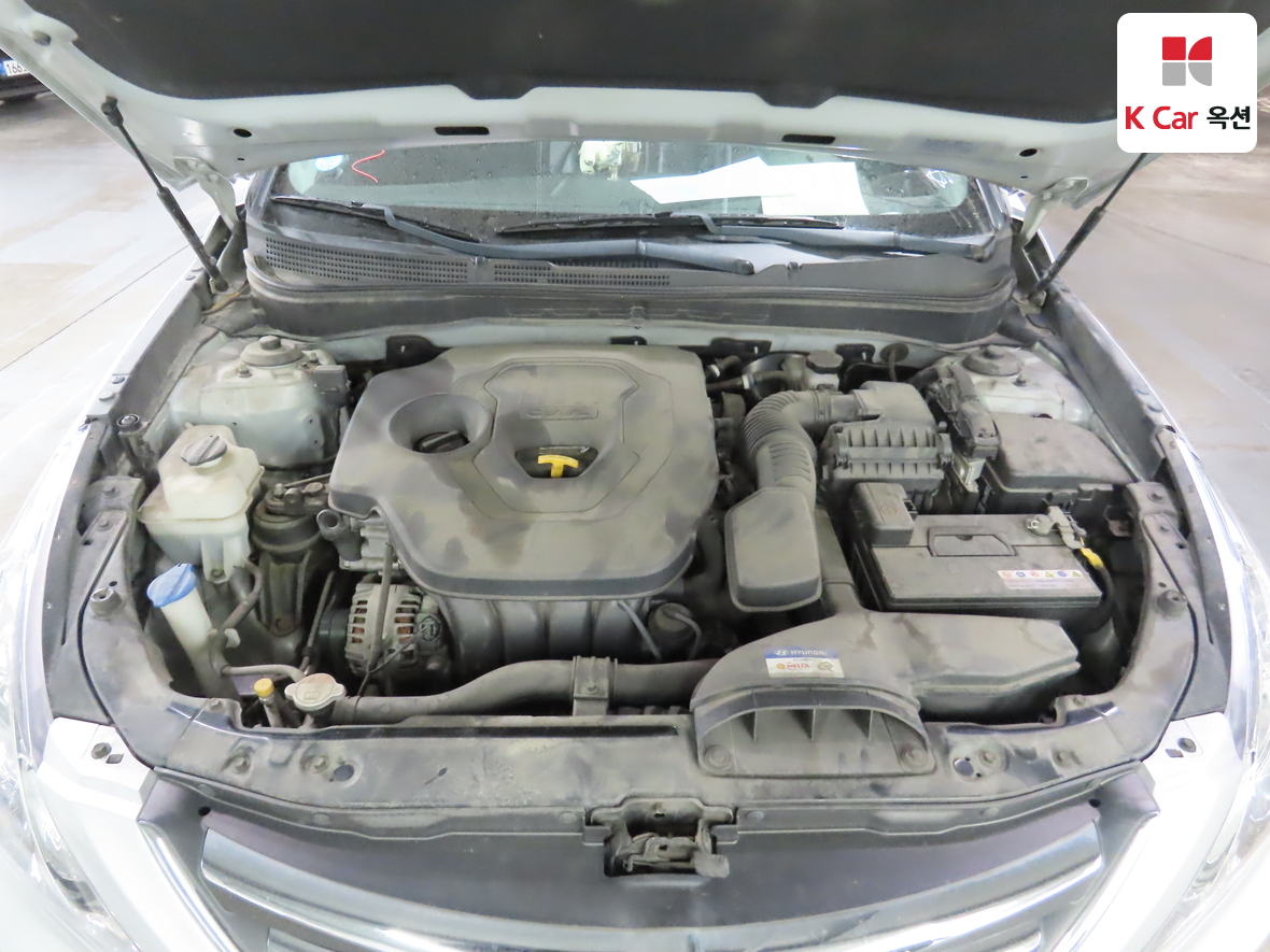 Hyundai Sonata 2014 - Image 32