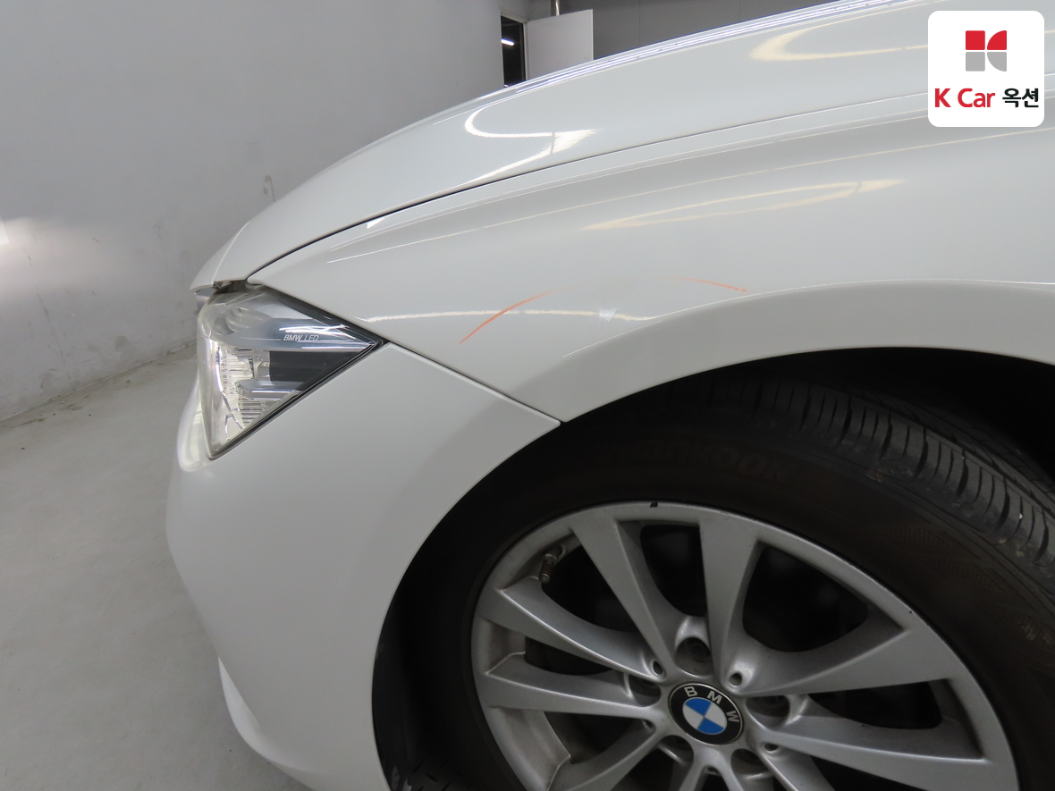 BMW 3 시리즈 2018 - 이미지 36