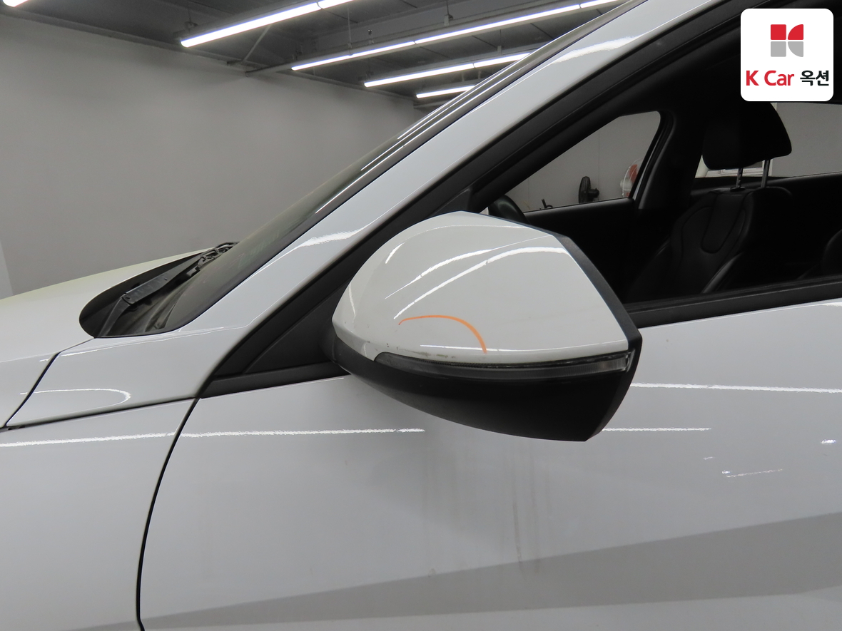 Hyundai Elantra - 34