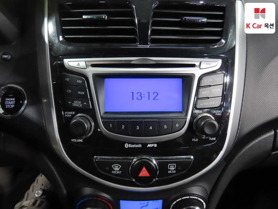 Hyundai Accent 2013 - Image 14