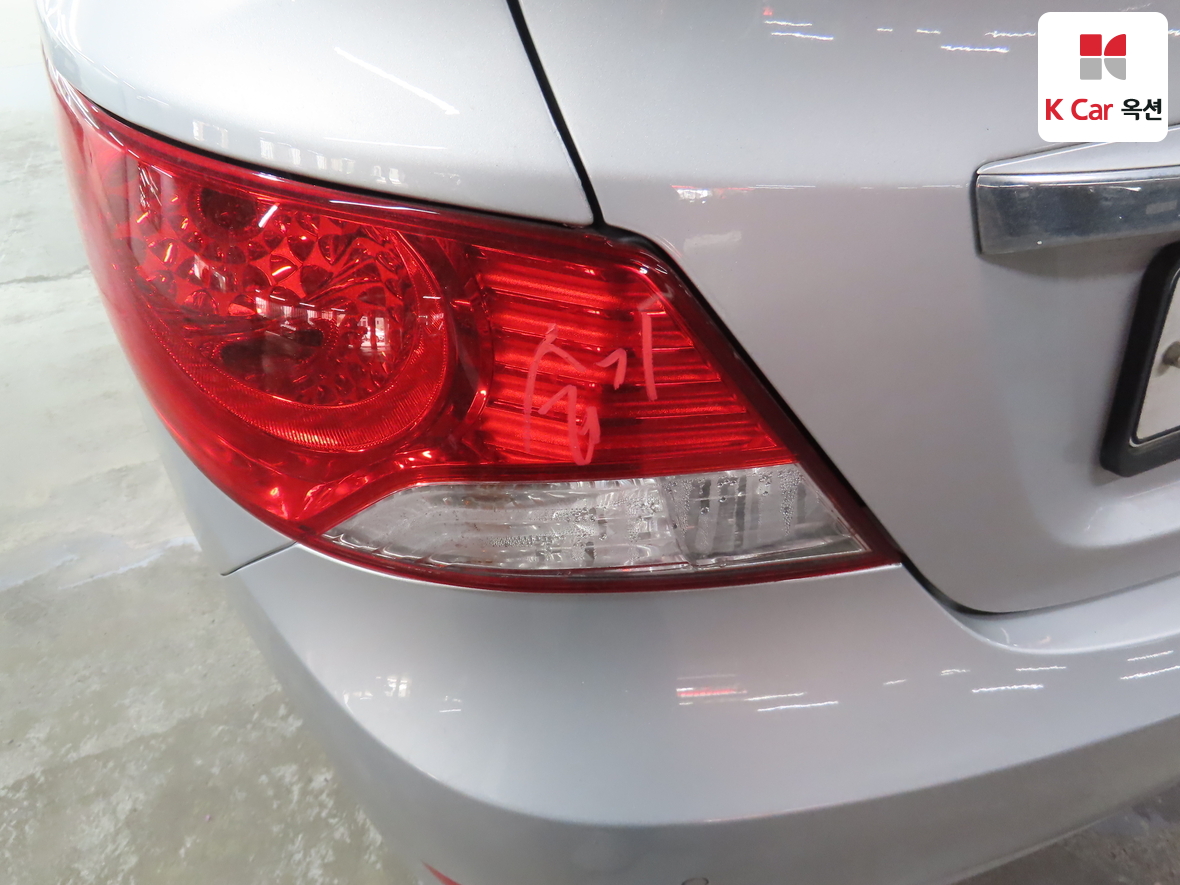 Hyundai Accent 2013 - Image 36
