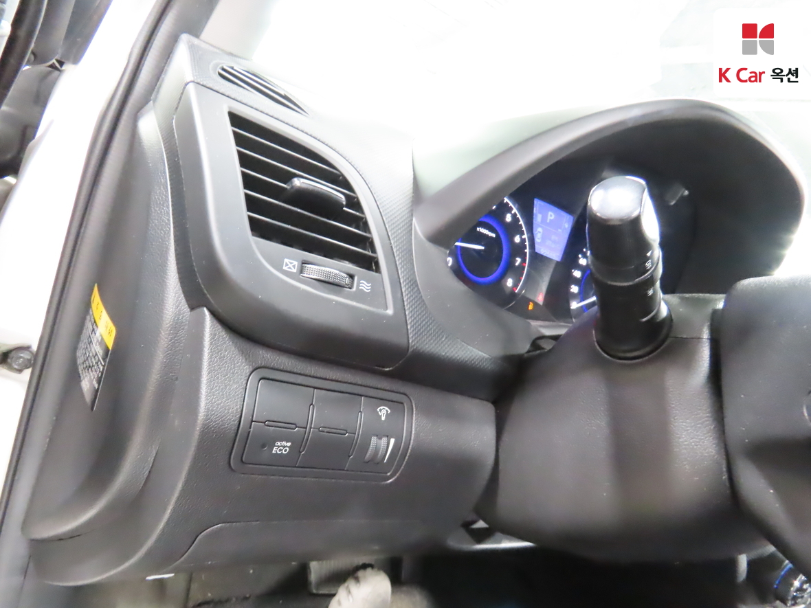 Hyundai Accent 2013 - Image 9