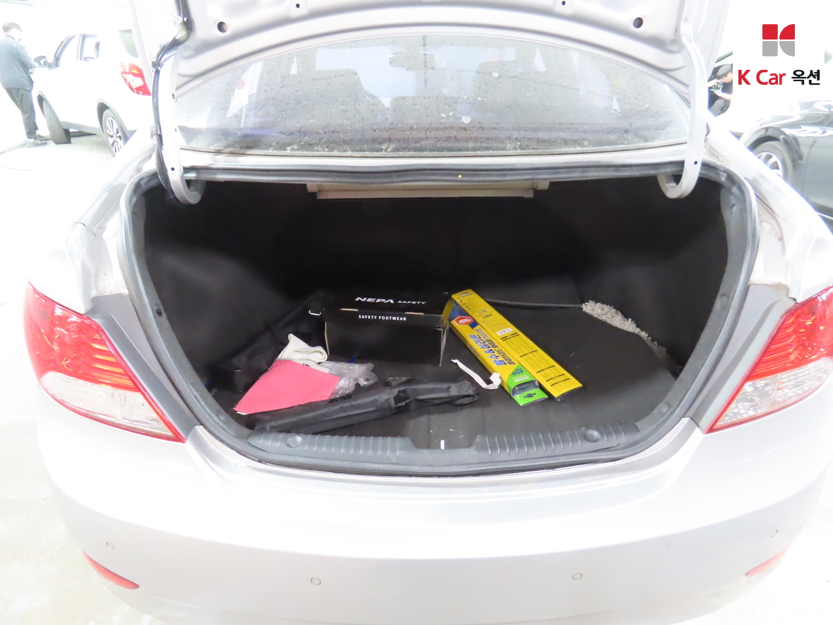 Hyundai Accent 2013 - Image 25