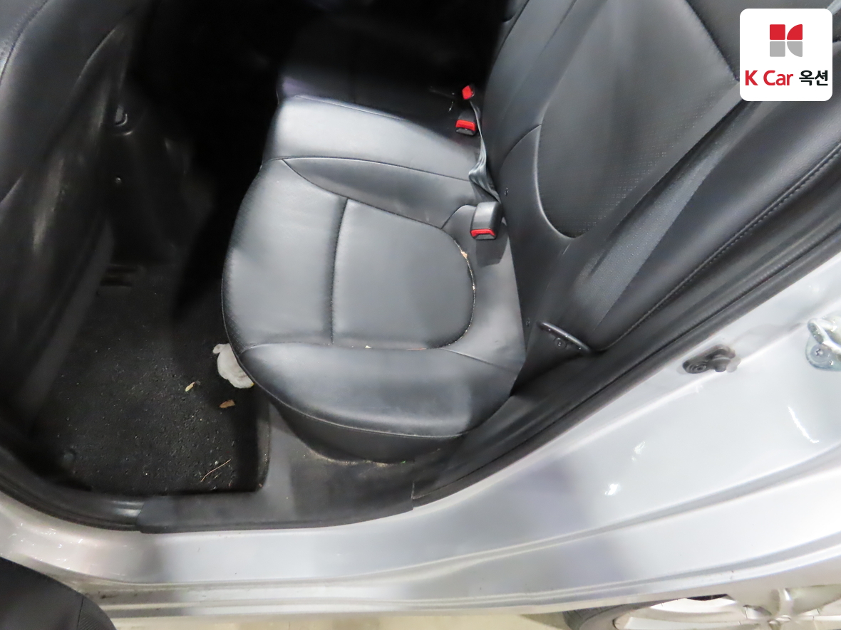 Hyundai Accent 2013 - Image 23