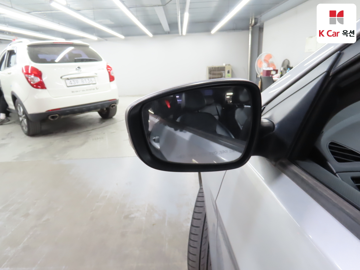Hyundai Accent 2013 - Image 21