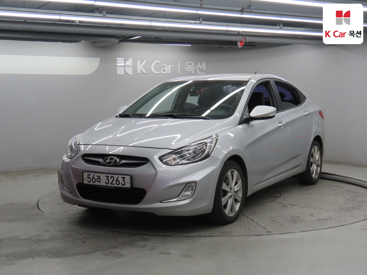 Hyundai Accent 2013 - Image 1