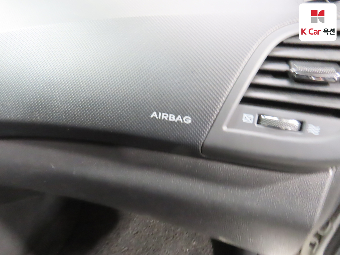Hyundai Accent 2013 - Image 30
