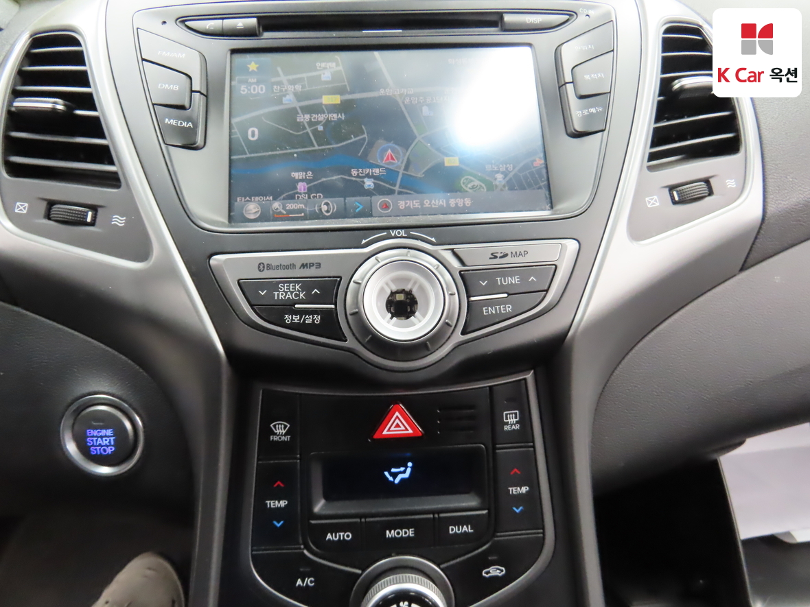 Hyundai Elantra 2014 - Image 15