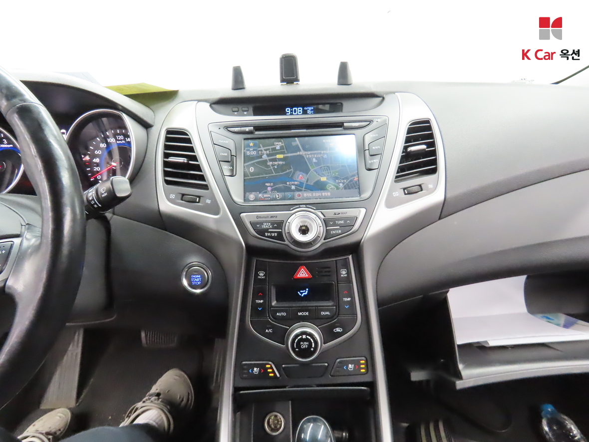 Hyundai Elantra 2014 - Image 6